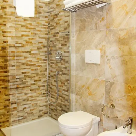 Alojamento de Acomodação e Pequeno-almoço Have A - Luxury 3*