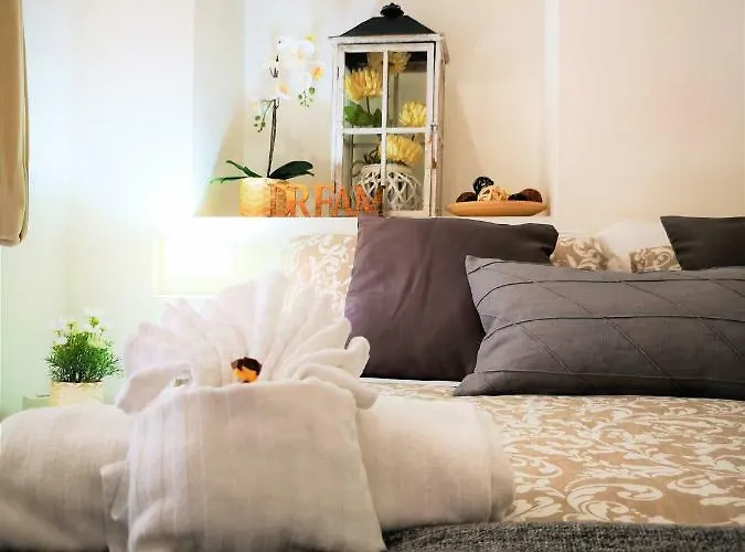 Have A - Luxury Roma